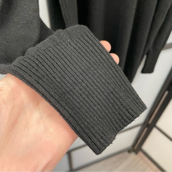 [L] Buffalo David Bitten Black Off The Shoulder Fringe Edge Long Sleeve Sweater - Picture 7 of 9